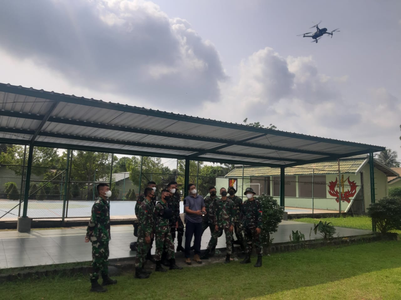 Siapkan Operator Drone Untuk Penugasan, Penrem 042/Gapu Latih Personel Yonif R 142/KJ