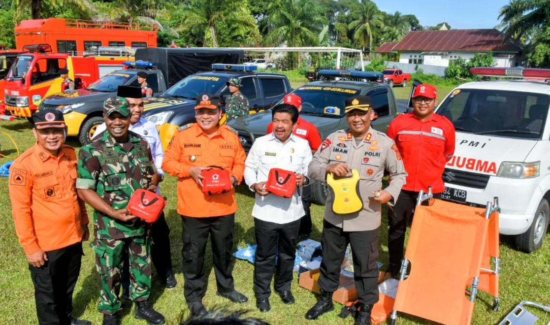 TNI-Polri Bersama Pemkab Sarolangun Gelar Apel Kesiapsiagaan Karhutla